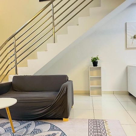 Minimalist Loft2 Decentrum Wifinetflix Kajang Kültér fotó